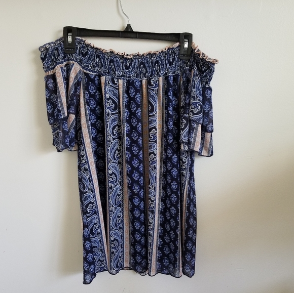 Ruffled Sleeve Off The Shoulder Blouse - Picture 2 of 5